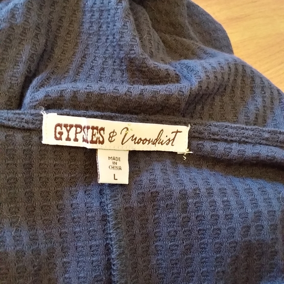 Gypsies and moondust royal Blue shirt - Picture 10 of 16